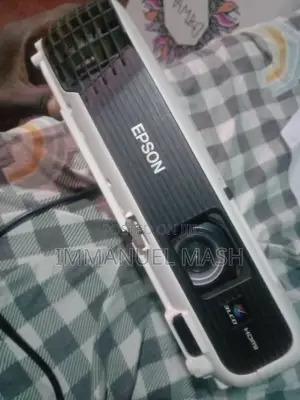 Used Epson EB-X04 XGA for Sale Good Condition Kisii
