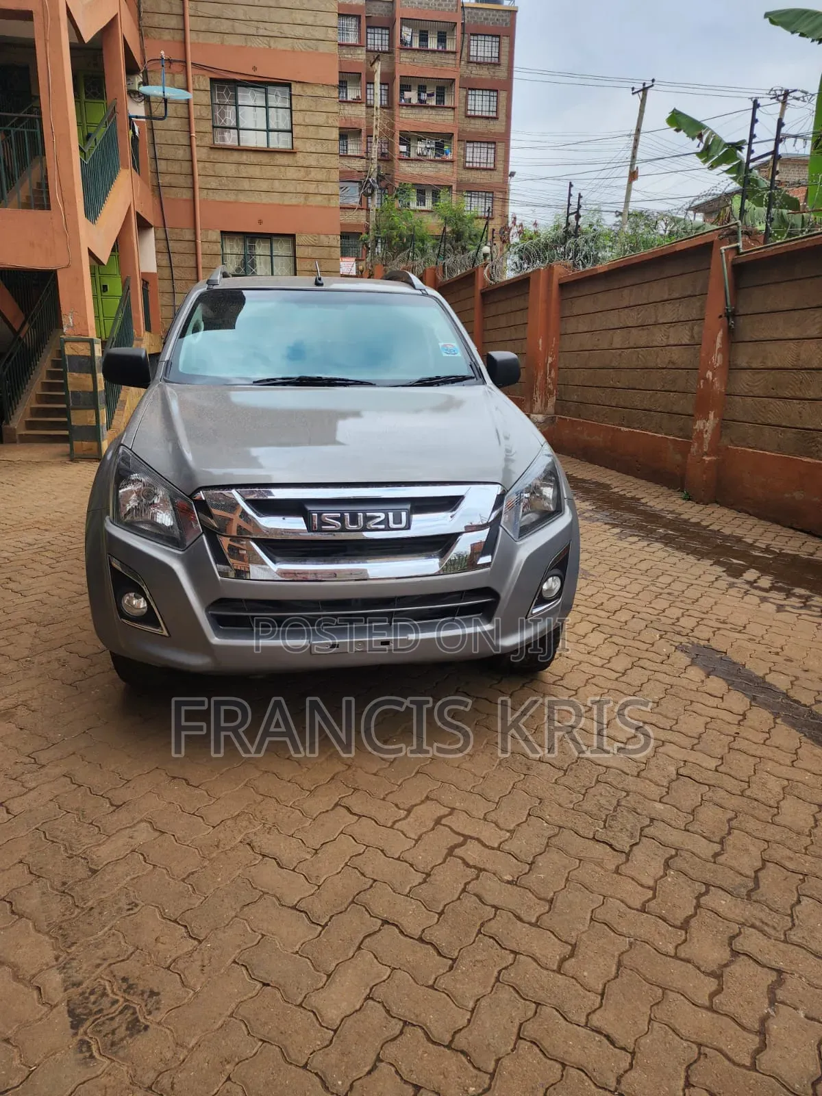 Isuzu D-MAX 2022 Gray