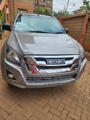 Isuzu D-MAX 2022 Gray