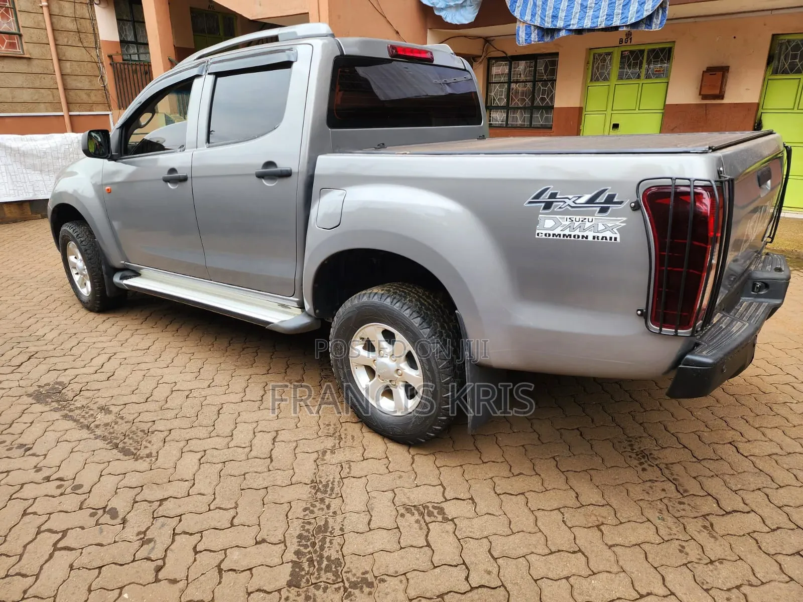 Isuzu D-MAX 2022 Gray