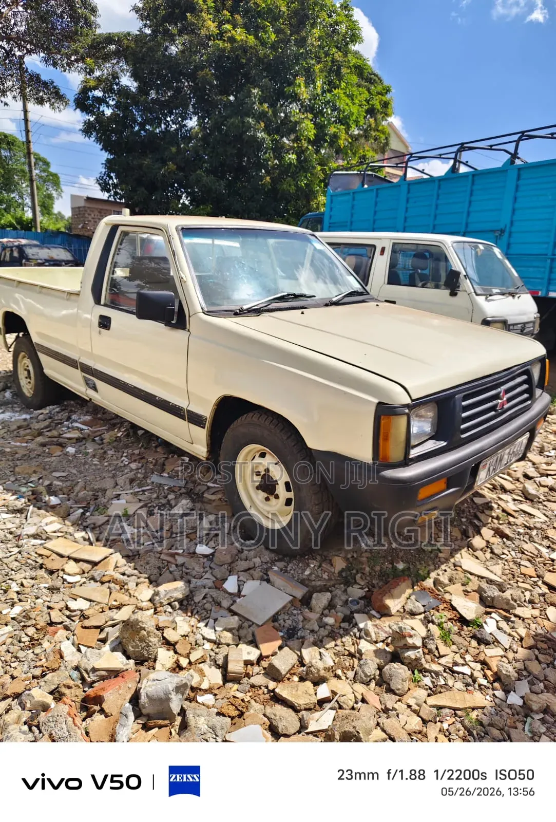 Mitsubishi L200 Single Cab 2.0 1995 Yellow