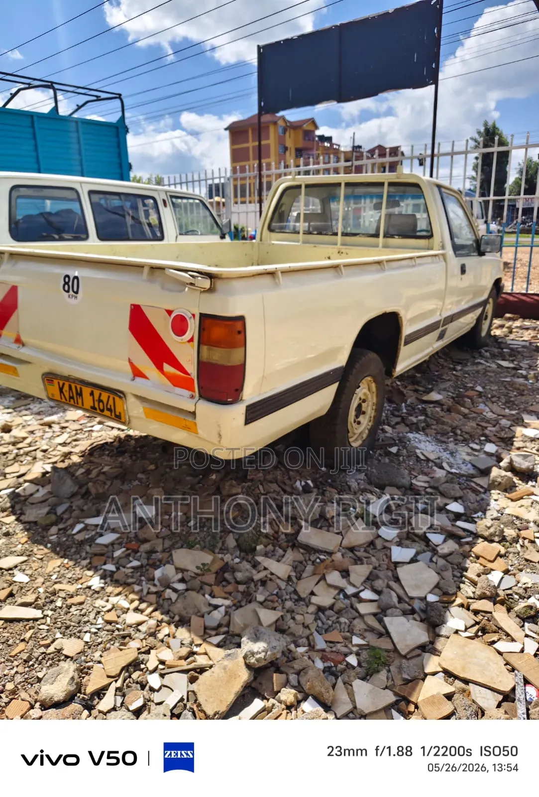 Mitsubishi L200 Single Cab 2.0 1995 Yellow