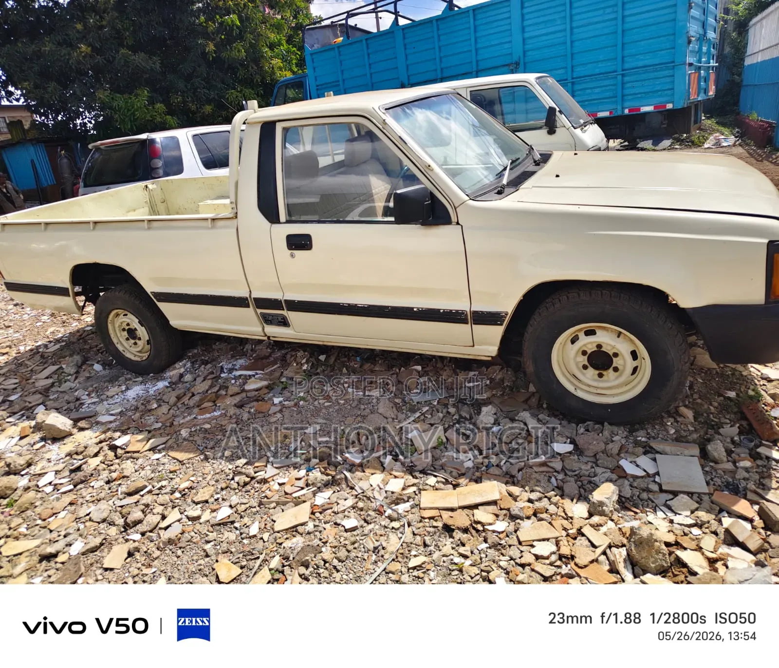 Mitsubishi L200 Single Cab 2.0 1995 Yellow