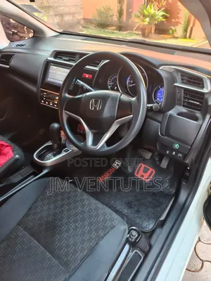 Honda Fit 2013 White