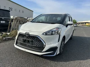 Toyota Sienta 2020 White