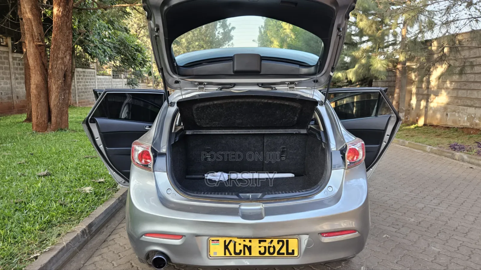 Mazda Axela 2010 Silver