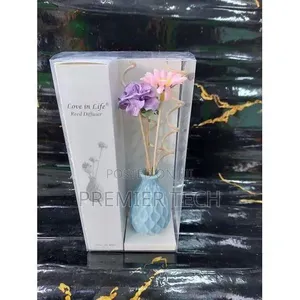 *Decorative Flowers Glass or Ceramic Vase Reed Diffuser