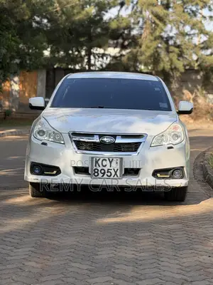 Subaru Legacy 2013 White