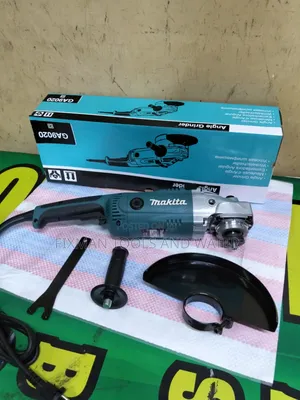 New Makita Angle Grinder 2100 Watts 9 Inches With FREE Cutting Disc