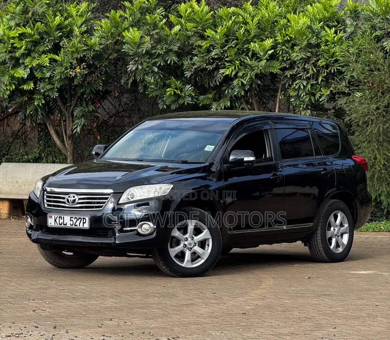 Toyota Vanguard 2010 Black