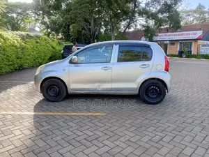 Toyota Passo 2013 Silver