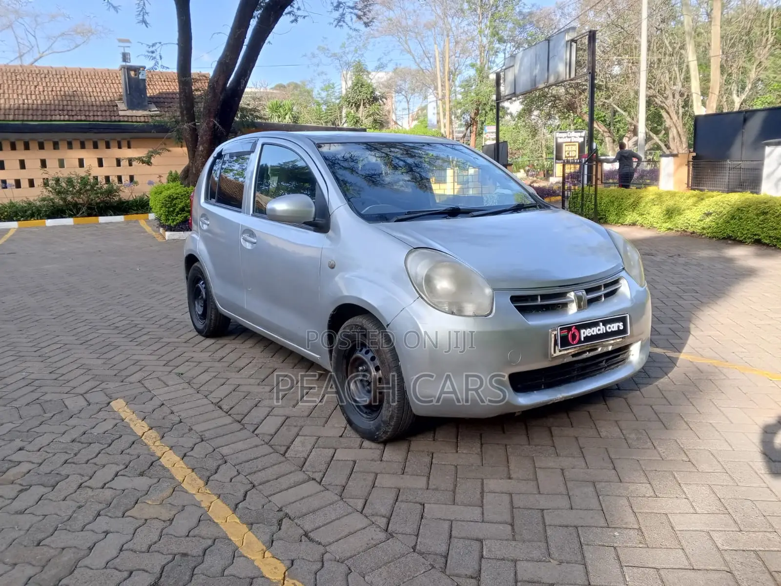 Toyota Passo 2013 Silver