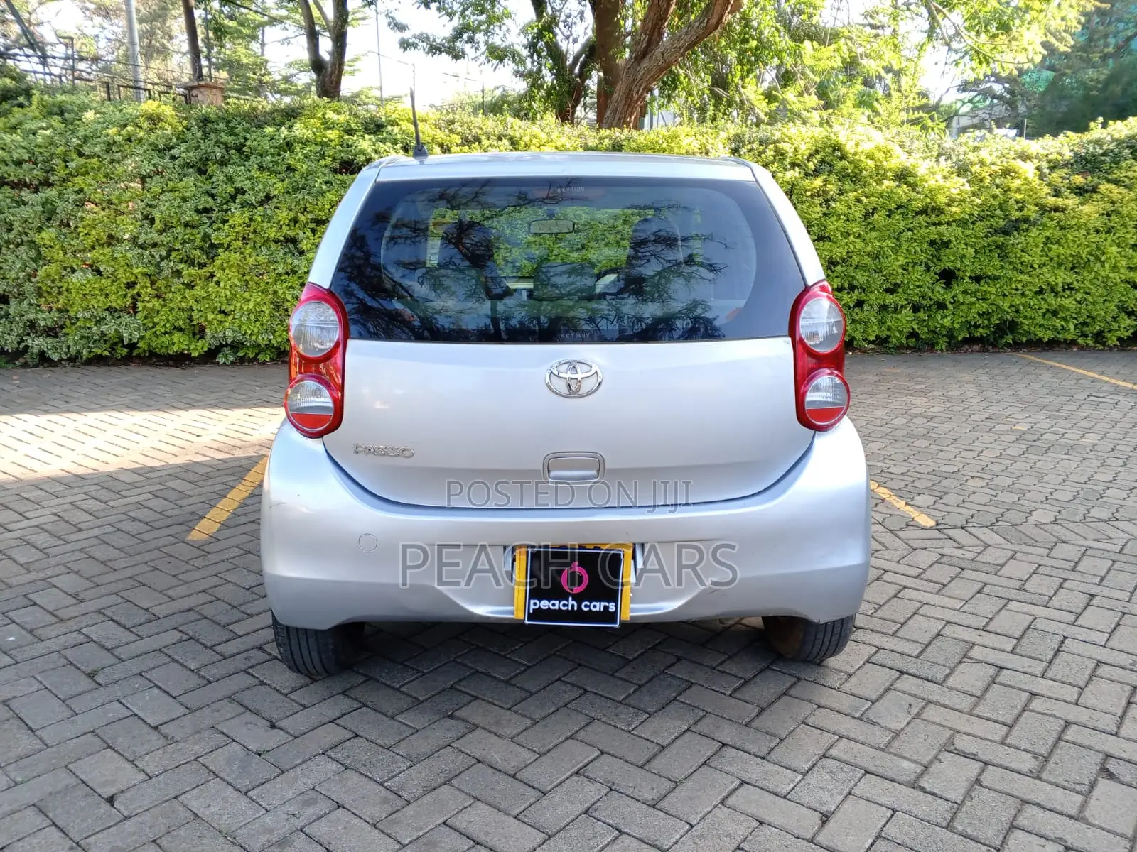 Toyota Passo 2013 Silver