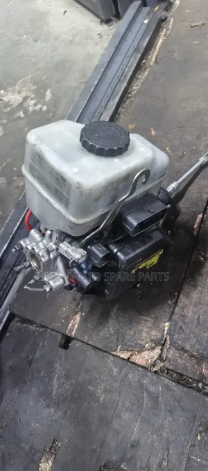 Toyota Prado 150 Brake Booster