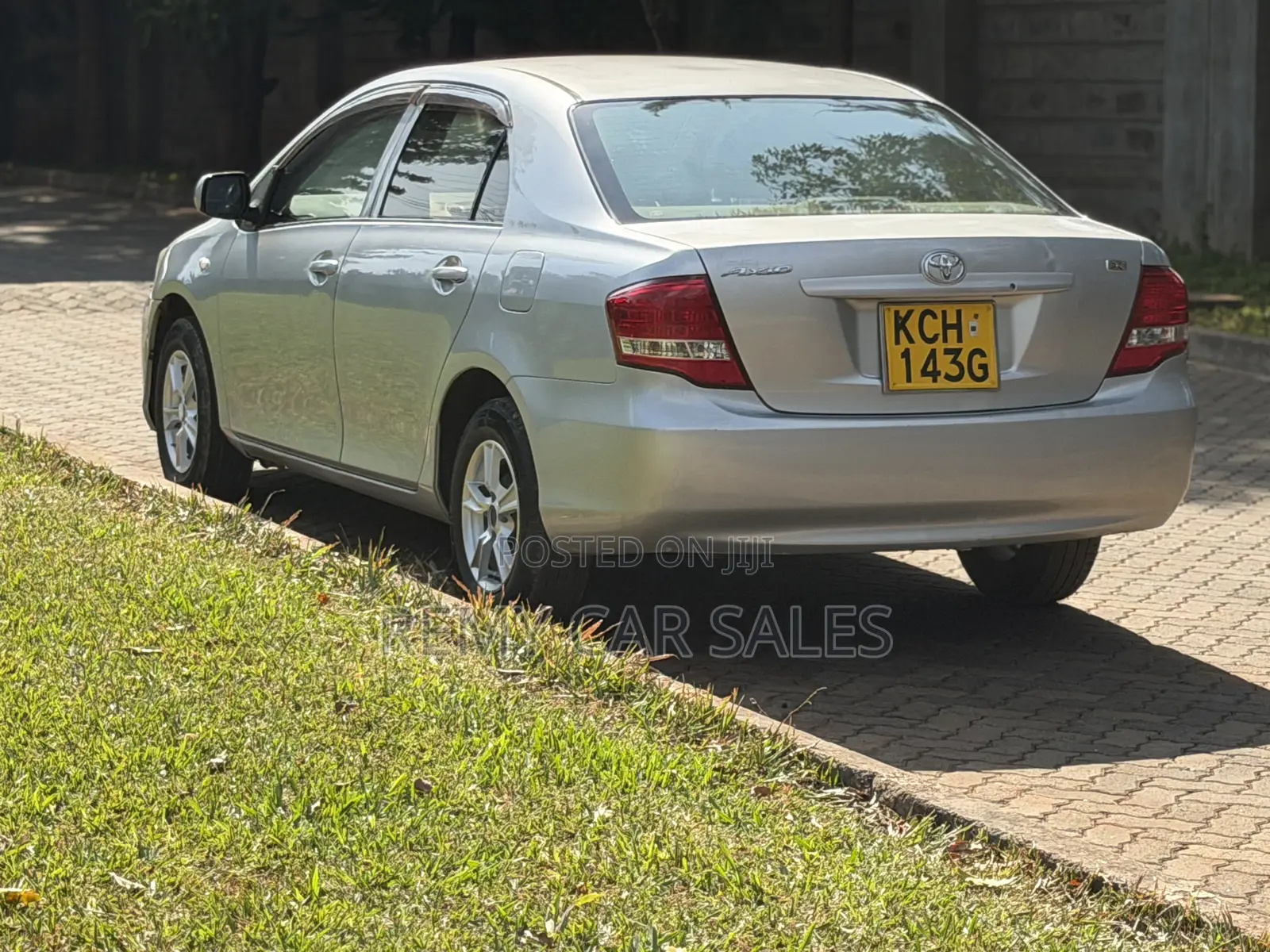 Toyota Axio 2009 Silver