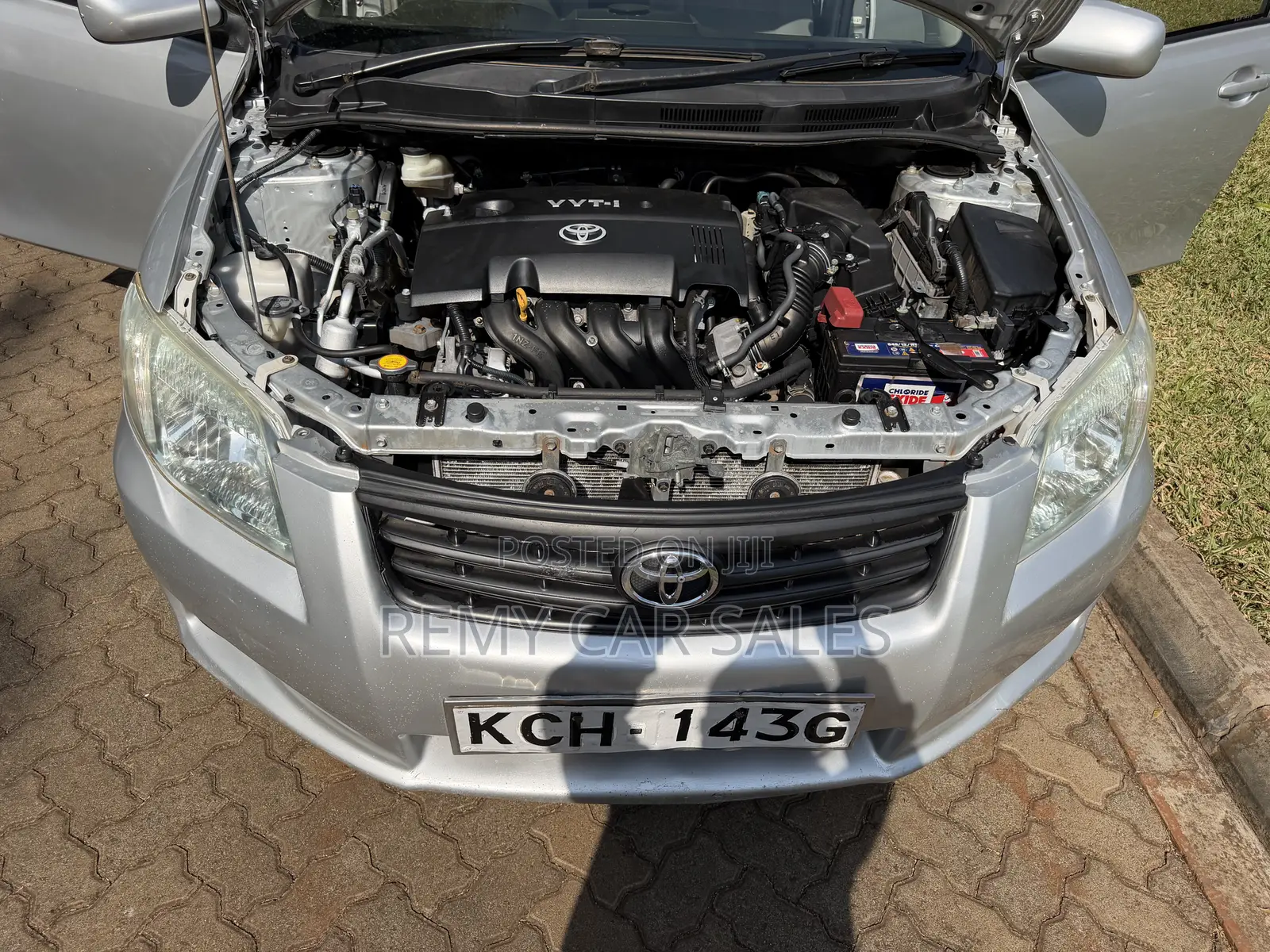 Toyota Axio 2009 Silver