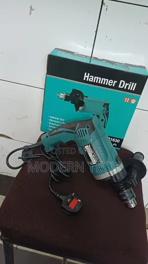 Makita 1630 Hummer Drill 710w