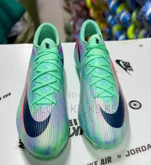 Nike Air Zoom Mercurial Vapor 17 Elite