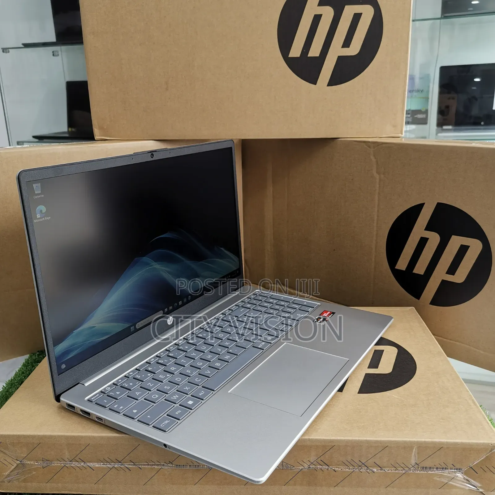 New Laptop HP 8GB Intel Core Ultra 5 SSD 512GB