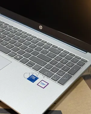 New Laptop HP 8GB Intel Core i7 SSD 512GB