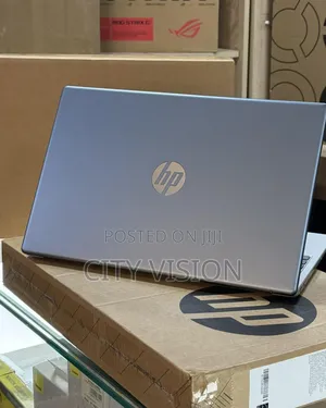 New Laptop HP 8GB Intel Core i7 SSD 512GB