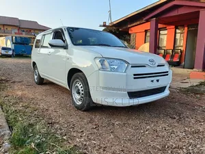 Toyota Probox 1.3 GL 2WD 2020 White