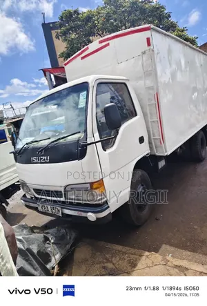 2000 Model Isuzu NPR – Manual Diesel