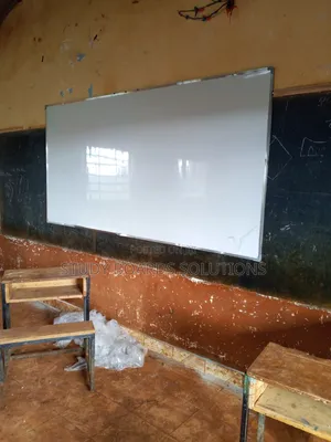 Upgrade Your Classroom With an 8x4 Whiteboard
