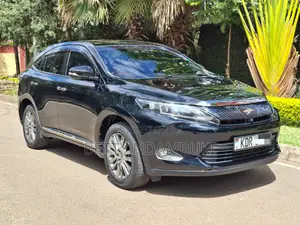 Toyota Harrier 2.0 2017 Black