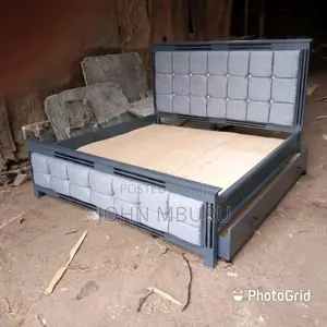Mocket Bed 5by6 Gray in Color