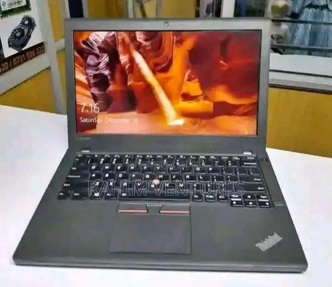 Laptop Lenovo ThinkPad X240 8GB Intel Core i3 SSD 256GB