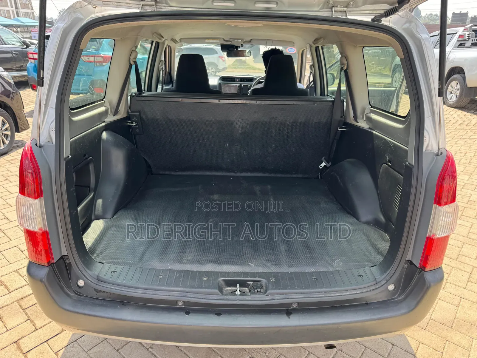 Toyota Probox 2019 Silver
