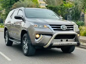 Toyota Fortuner 2020 Beige