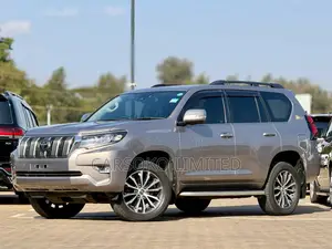 Toyota Land Cruiser Prado 2.8 2017 Brown