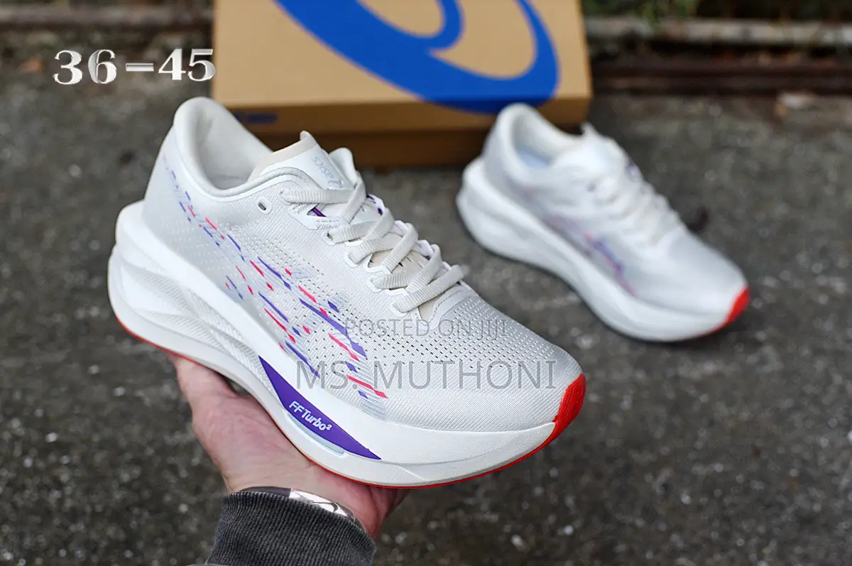 The ASICS Magic Speed 4 Size 39-45