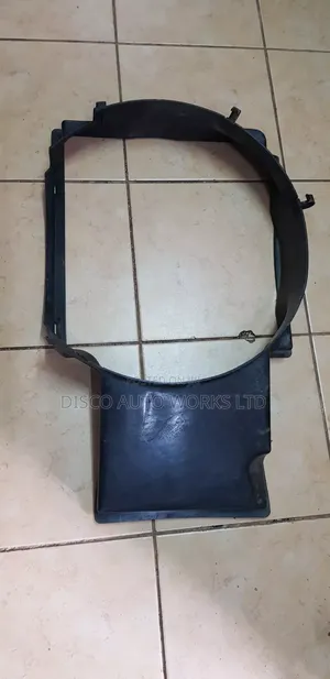 Land Rover Discovery 1 Radiator Shroud