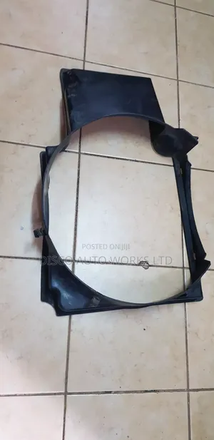 Land Rover Discovery 1 Radiator Shroud