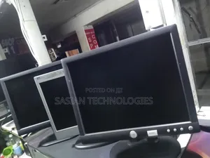 15 Inches Monitor Dell Refurbished Available