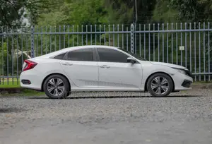 Honda Civic 2019 White
