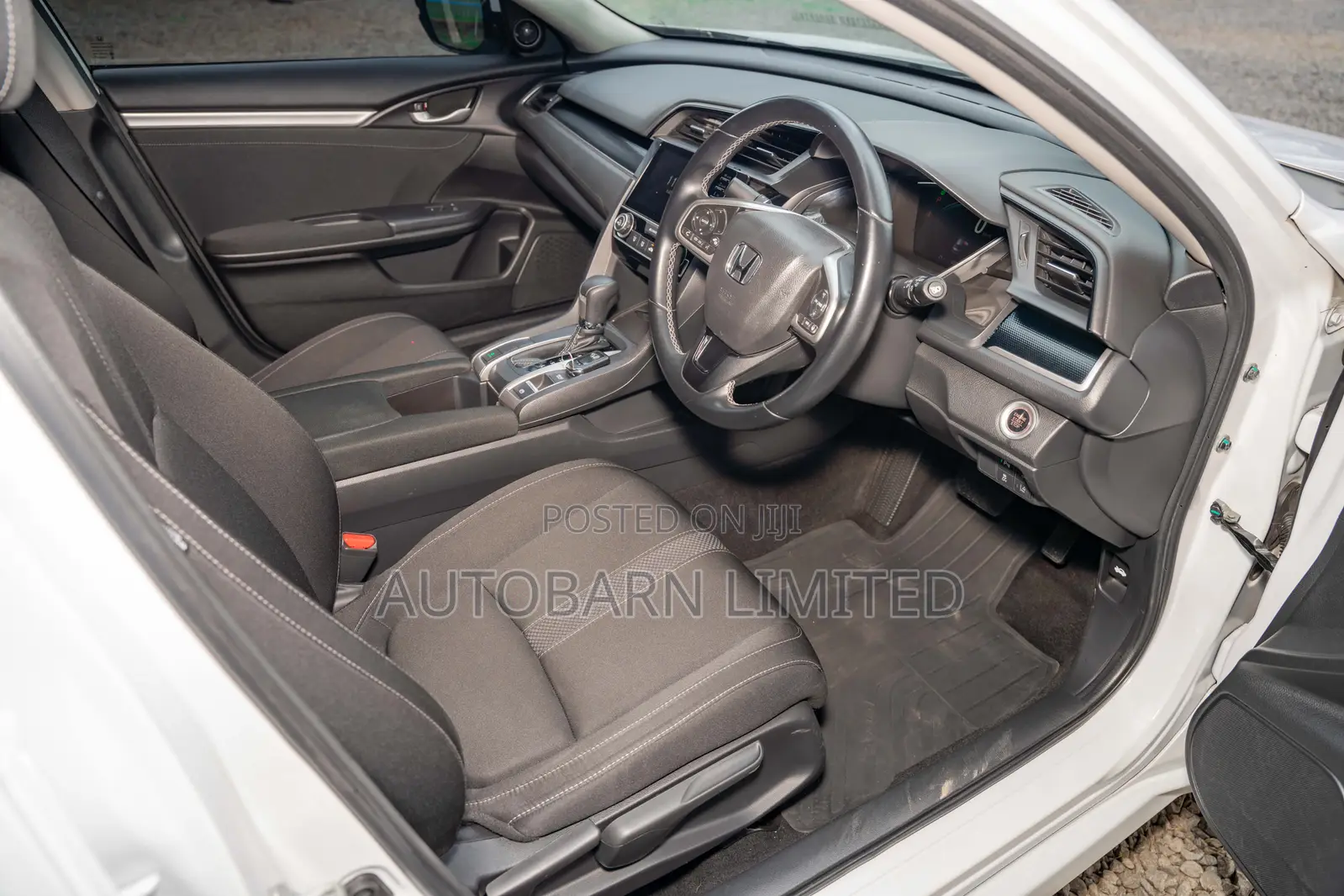 Honda Civic 2019 White