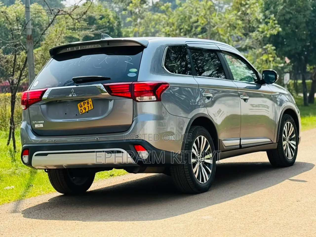 Mitsubishi Outlander 2019 Silver