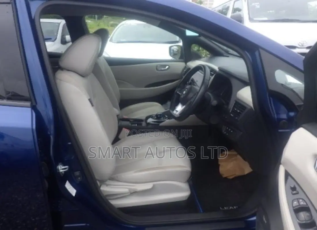Nissan Leaf S 2020 Blue