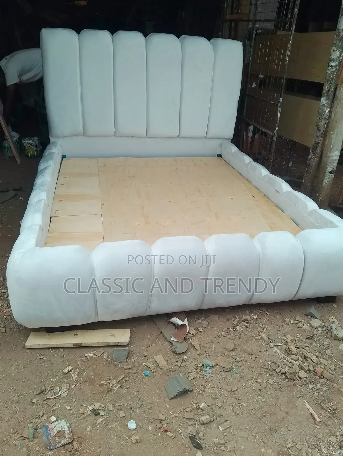 5x6 White Bubble Bed :Free Delivery Payment on Delivery