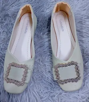 Sandiex Beige Women’s Square-Toe Doll Shoes – Size 40-43