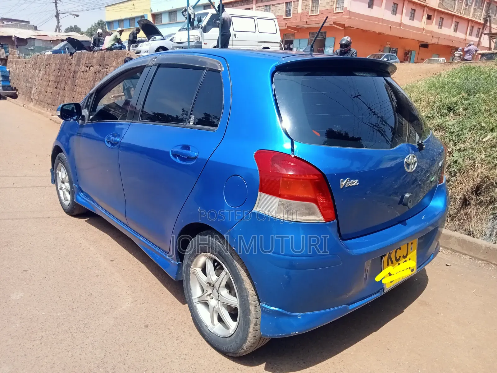 Toyota Vitz 2009 Blue
