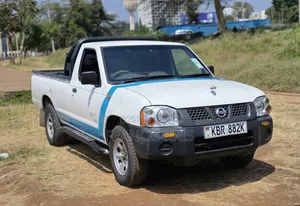 Nissan Hardbody 2011 White