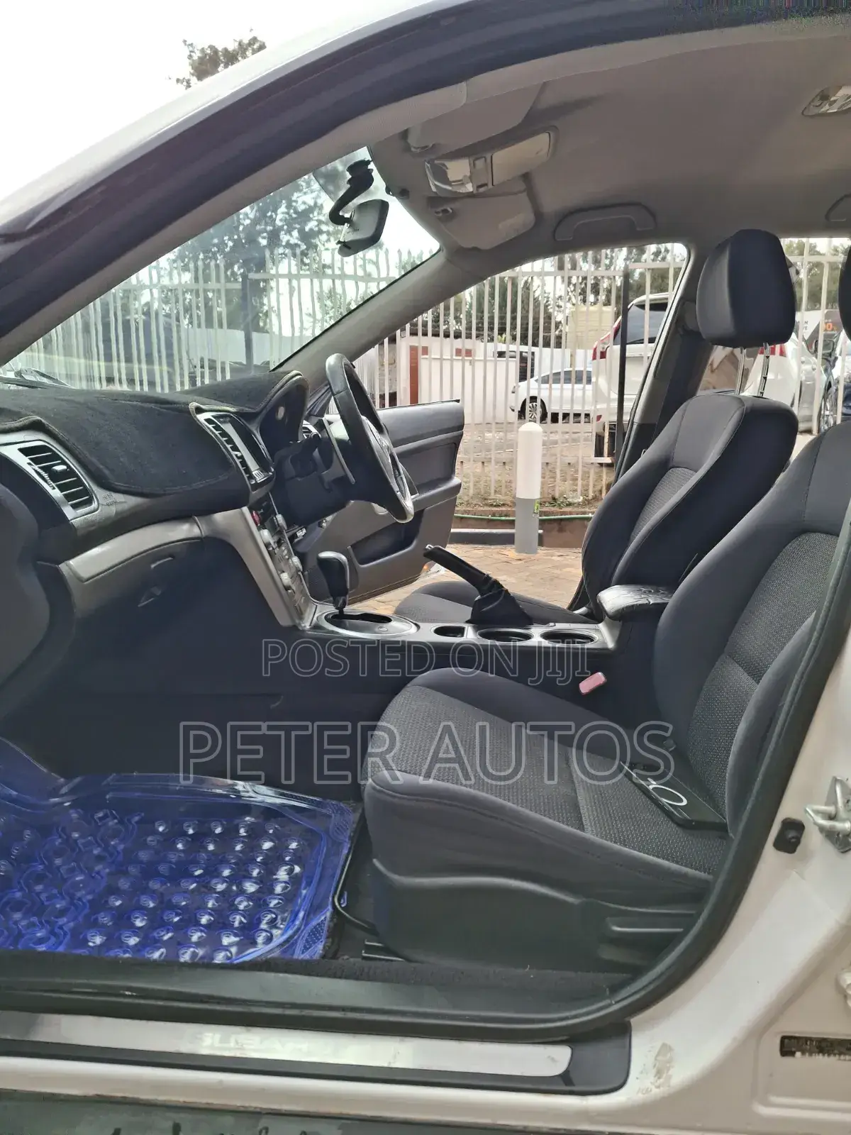 Subaru Outback 2007 White
