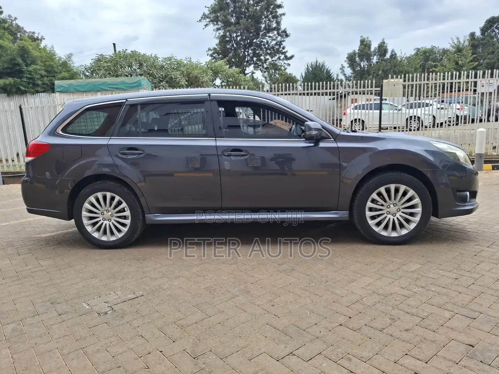 Subaru Legacy 2011 Gray