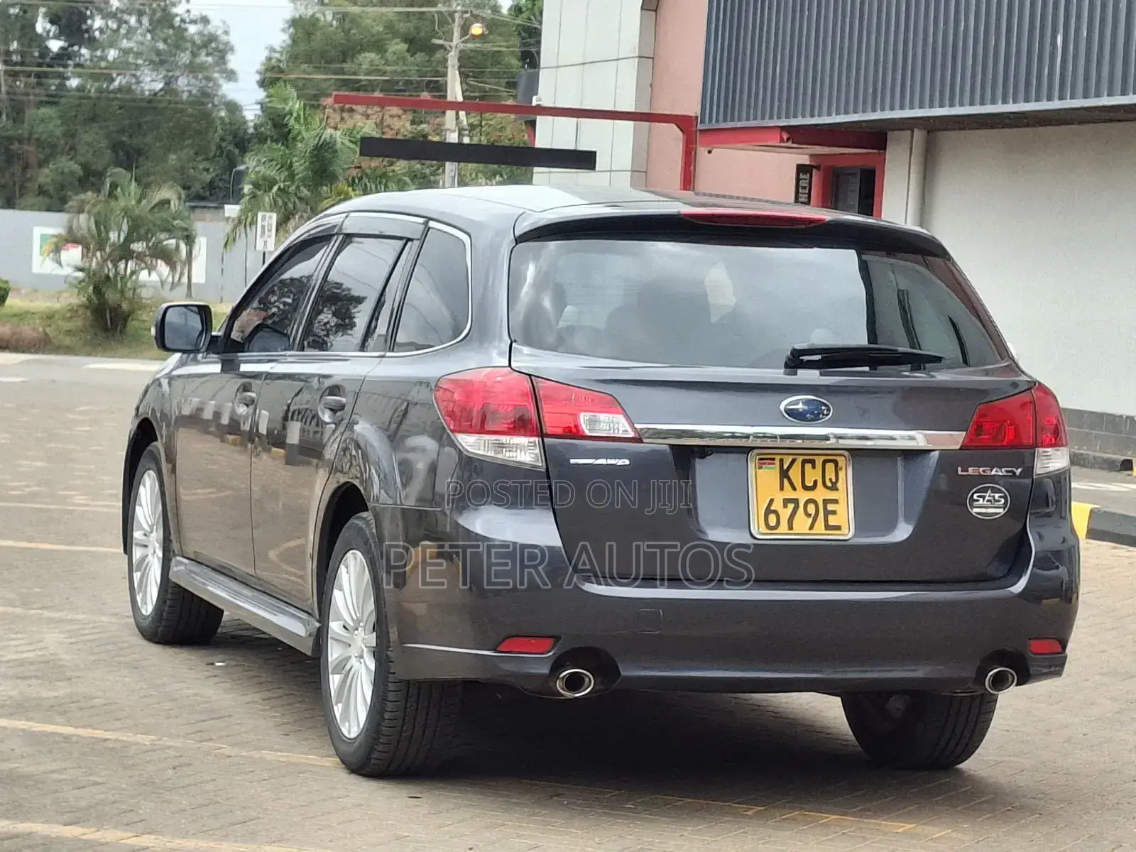 Subaru Legacy 2011 Gray