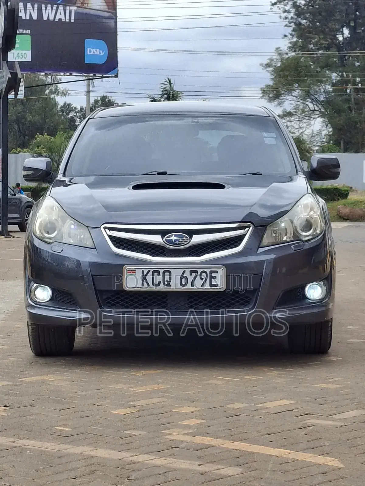 Subaru Legacy 2011 Gray
